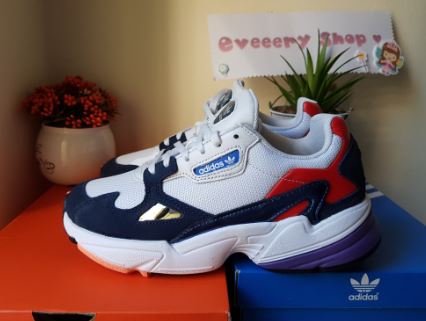 Adidas Falcon เบอร์ 8UK/9.5US/ 42/ 265J